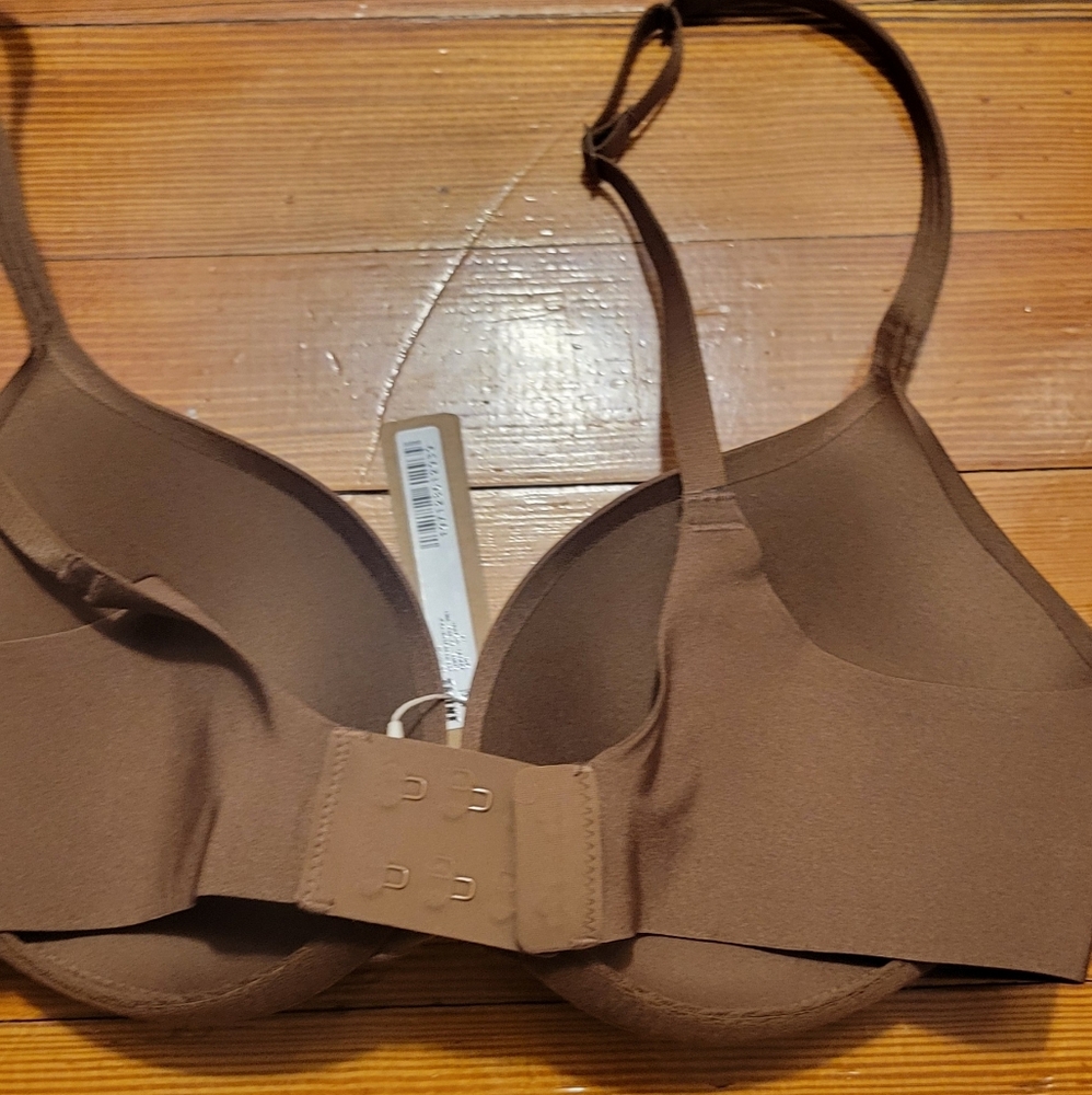 Skims Ultimate Apex Pushup nipple bra